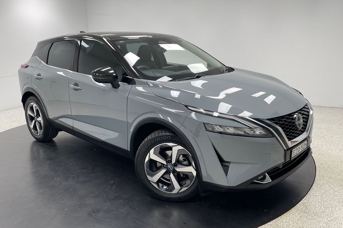 2023 Nissan J12