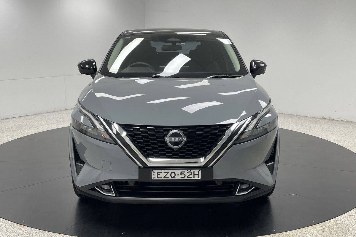 2023 Nissan J12