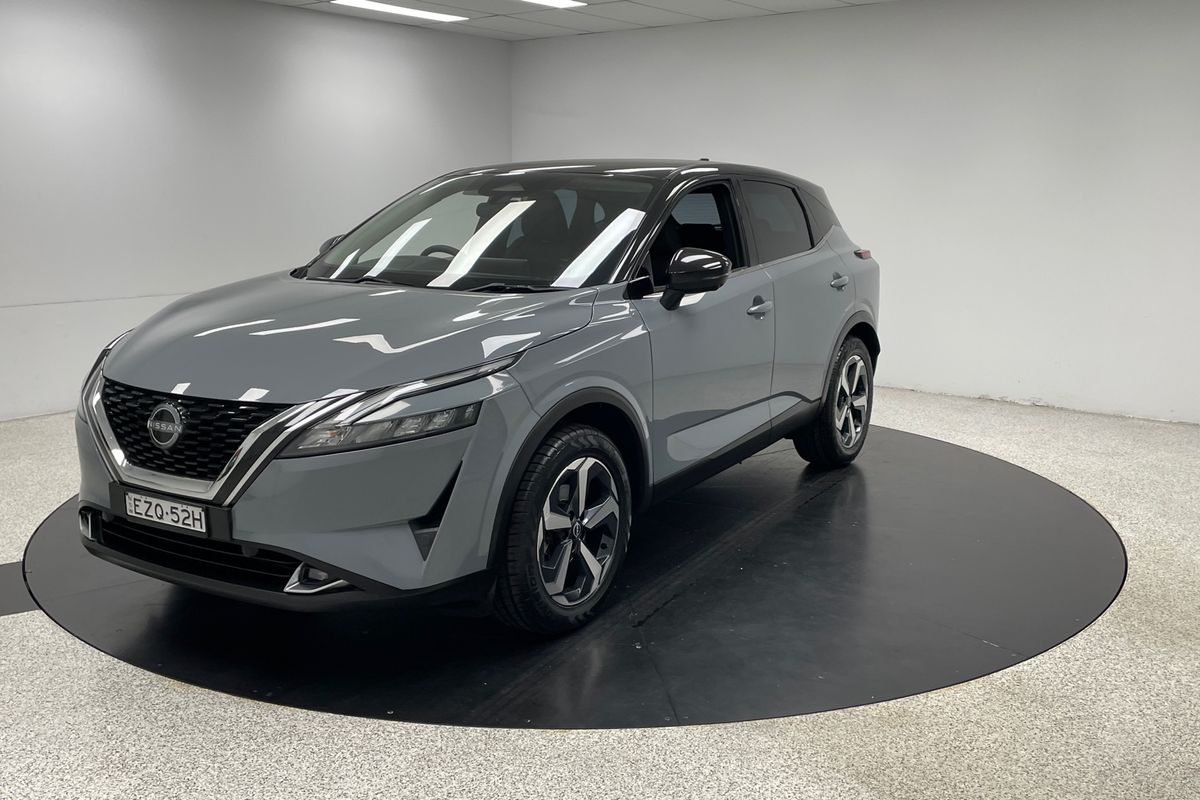 2023 Nissan J12