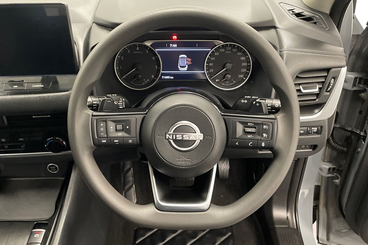 2023 Nissan J12