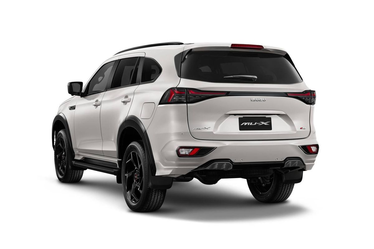 2026 Isuzu MU-X X-TERRAIN