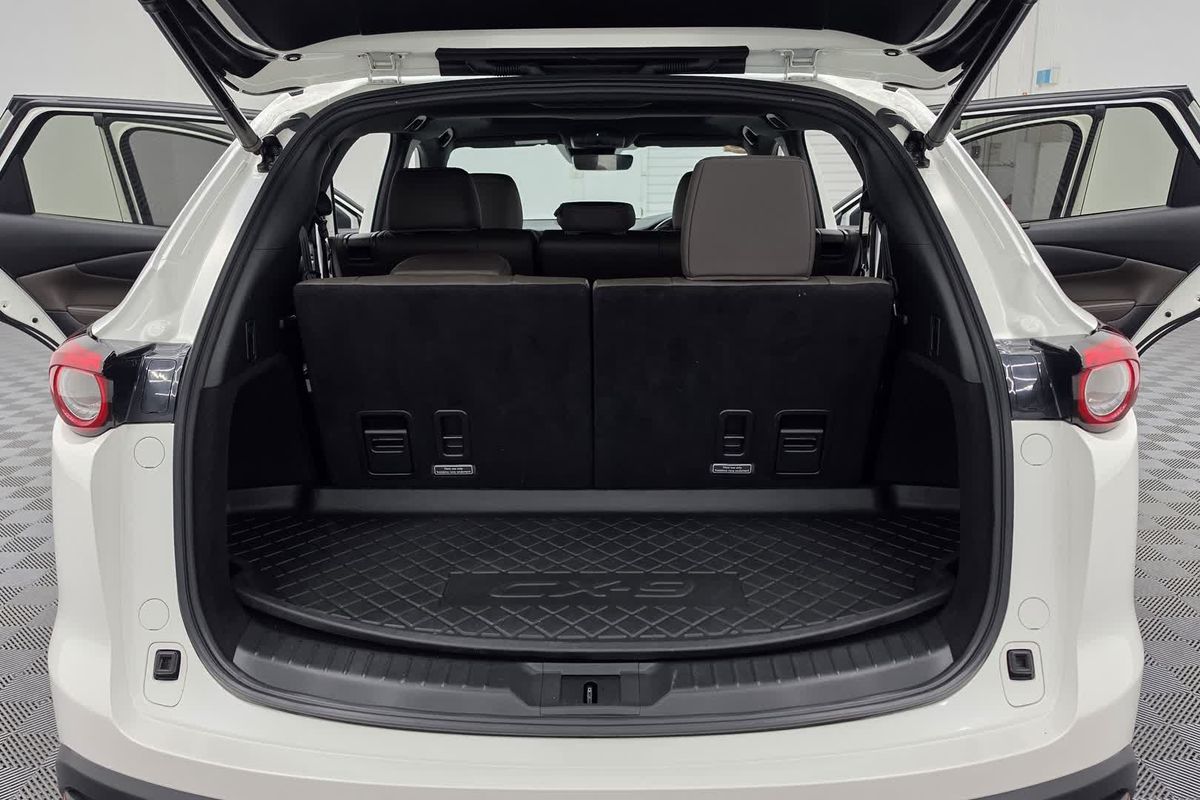 2022 Mazda CX-9 Azami TC