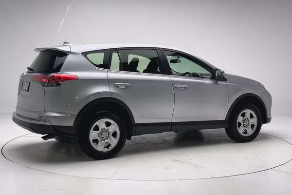 2016 Toyota RAV4 GX ASA44R thumb-2