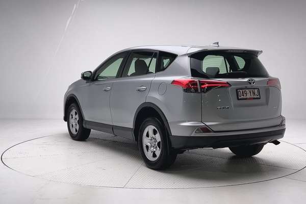 2016 Toyota RAV4 GX ASA44R thumb-8