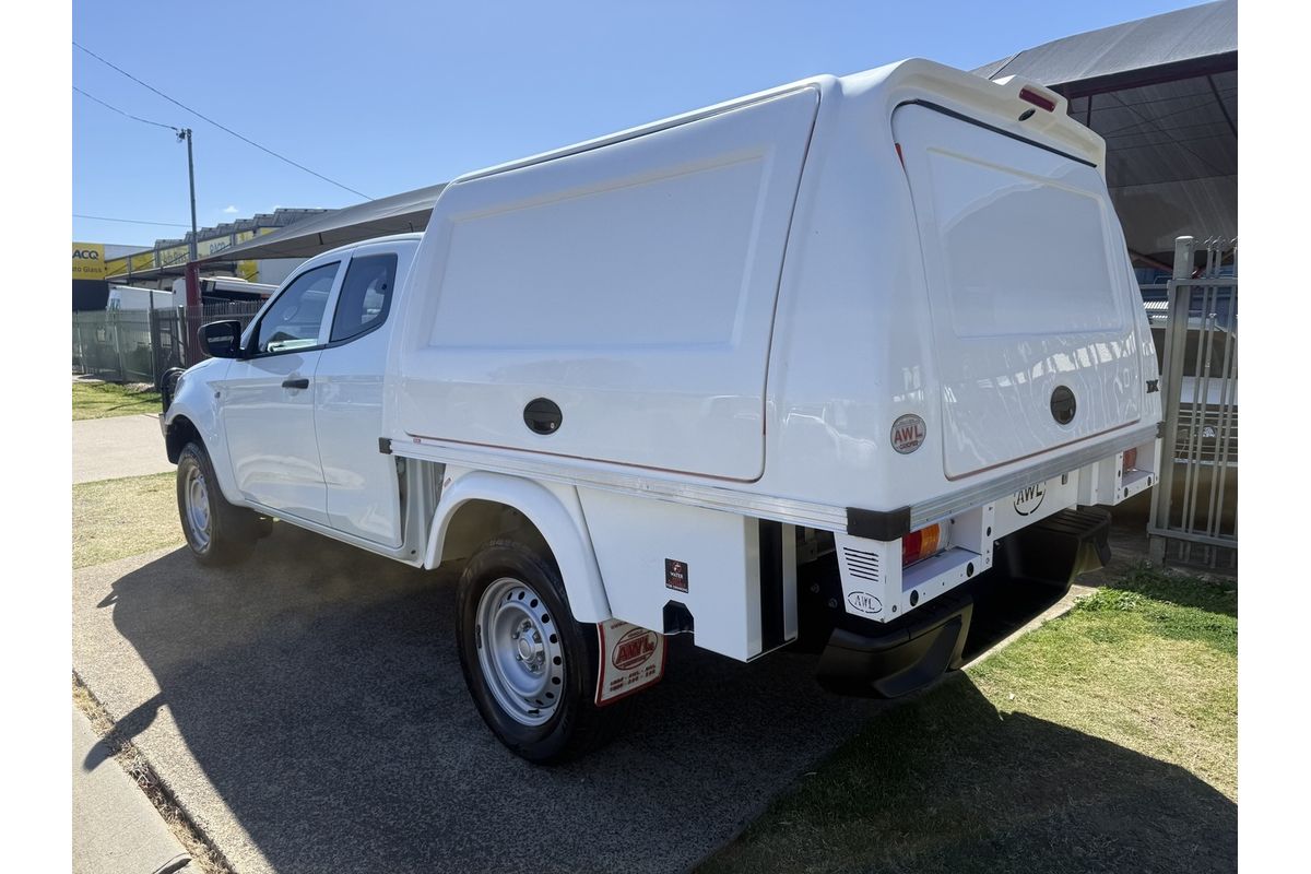 2021 Isuzu D-MAX SX 4X4