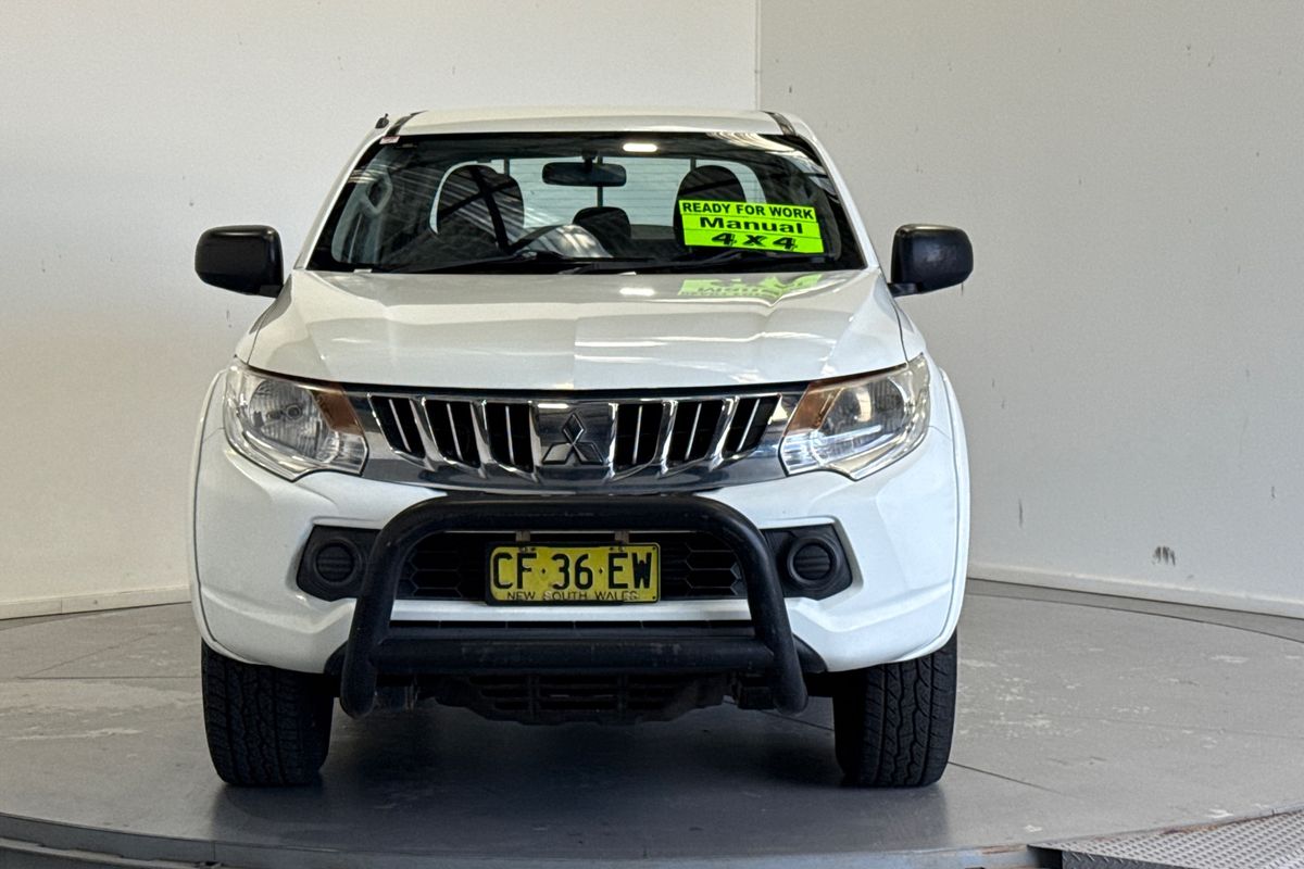 2015 Mitsubishi Triton GLX MN 4X4