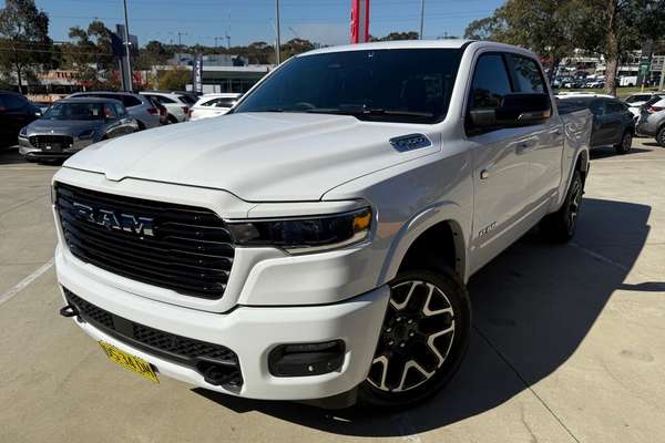 2025 RAM 1500 Laramie Sport Hurricane SO RamBox DT 4X4 SWB