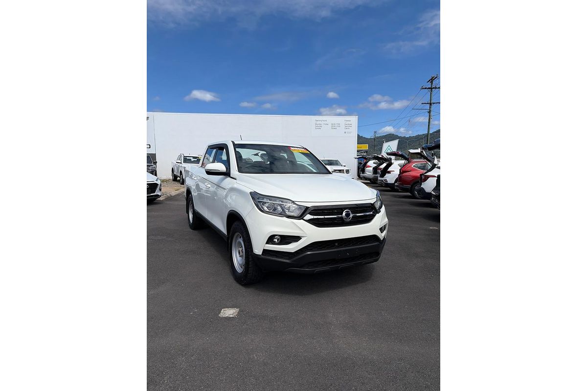 2020 KGM Musso EX Q200 4X4