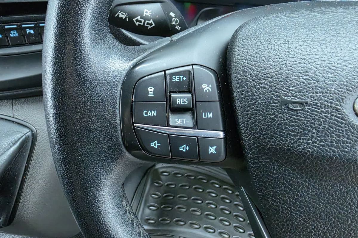 2021 Ford Transit 470E VO High Roof image 23