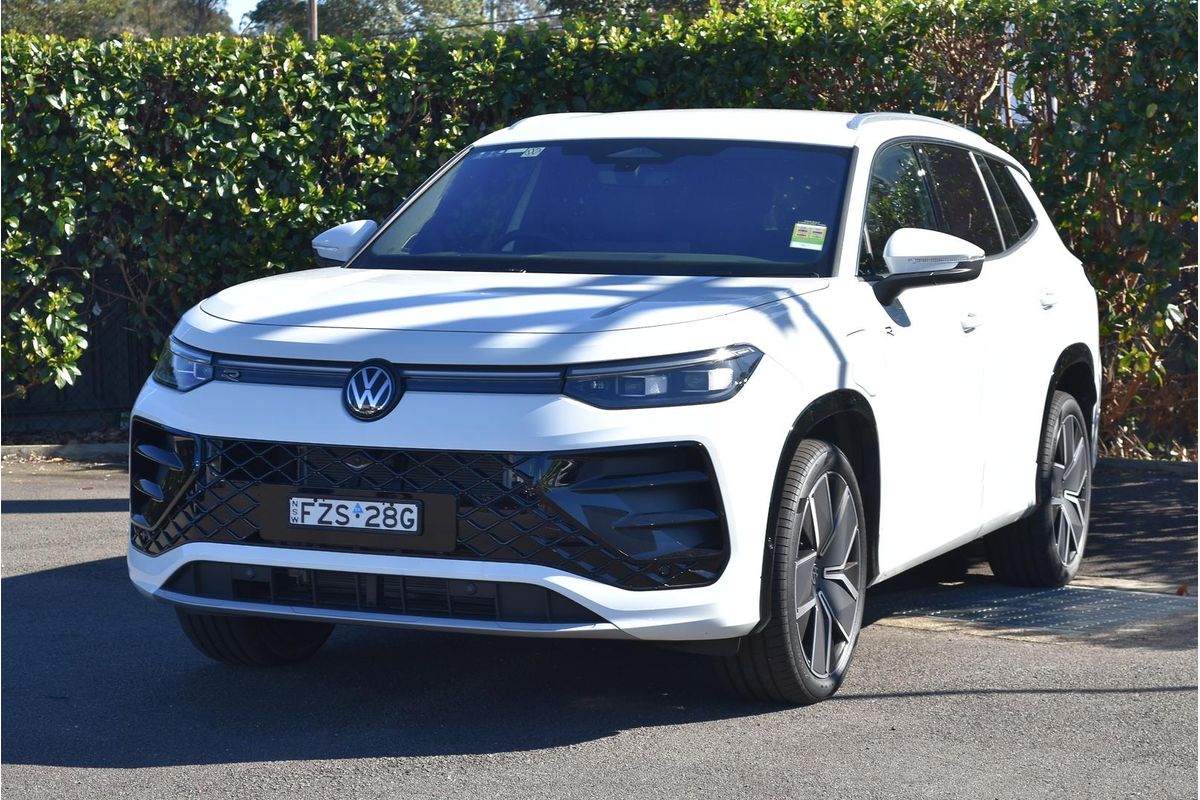 2026 Volkswagen Tayron 200TSI eHybrid R-Line R4