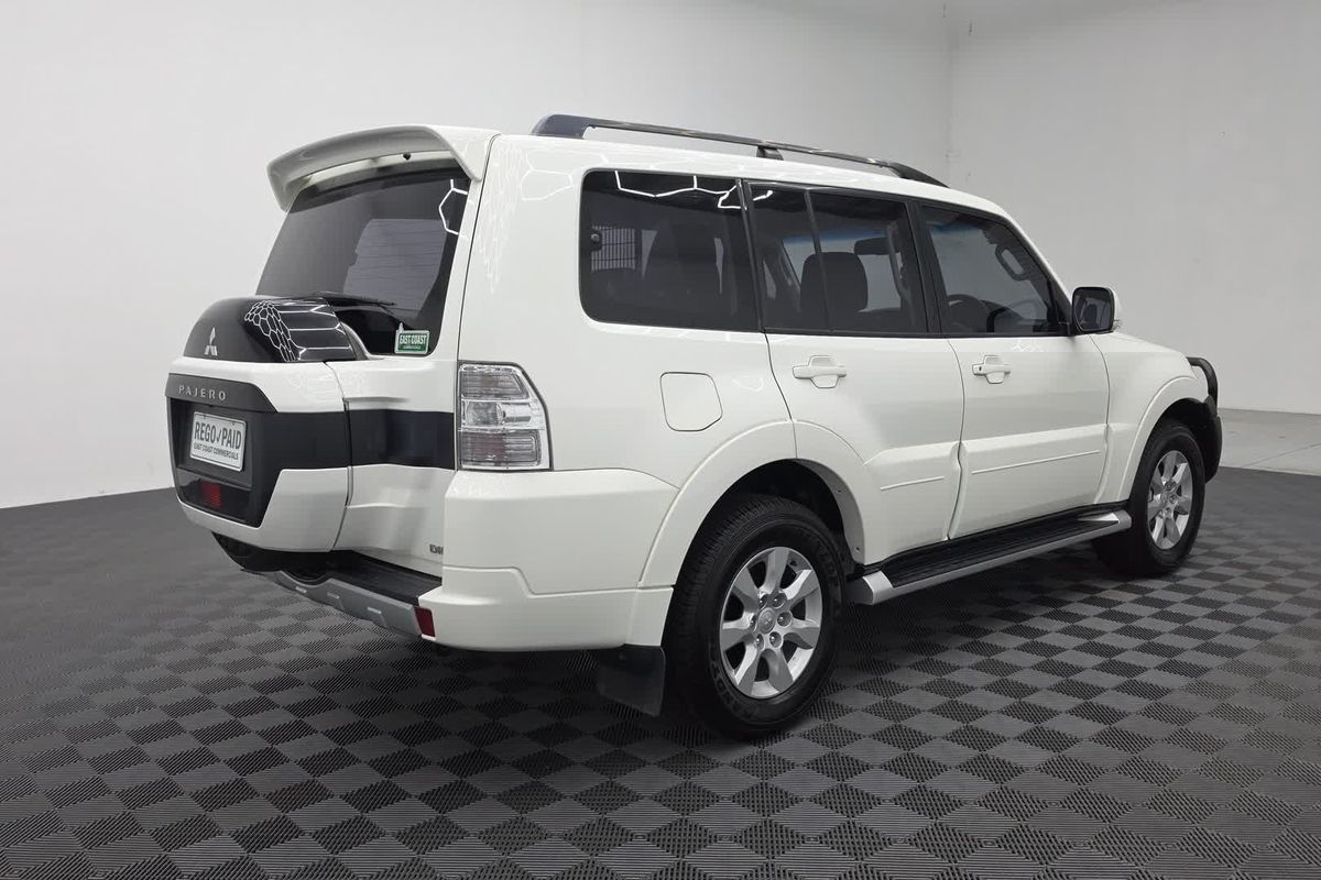 2021 Mitsubishi Pajero GLX NX image 13