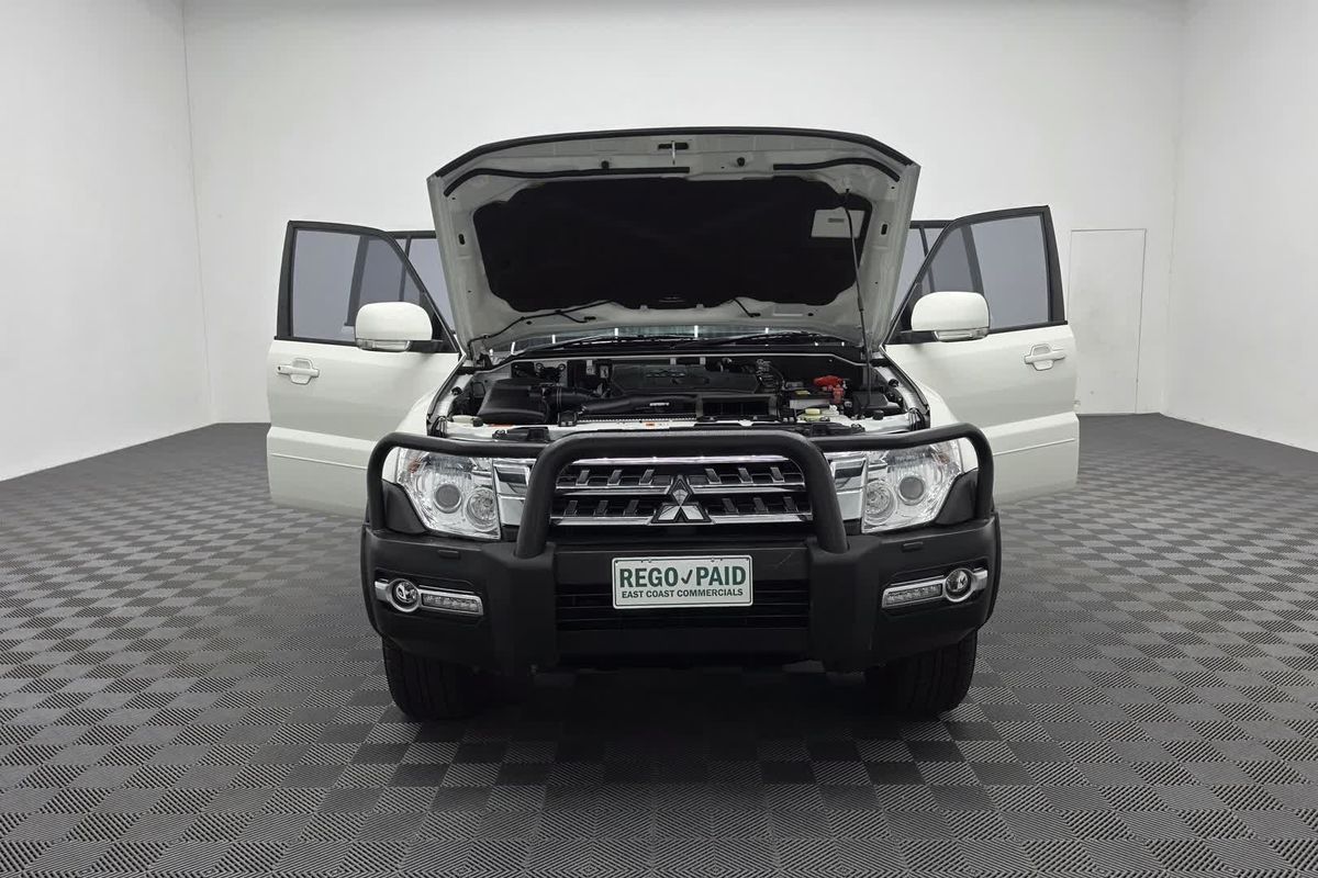2021 Mitsubishi Pajero GLX NX image 16