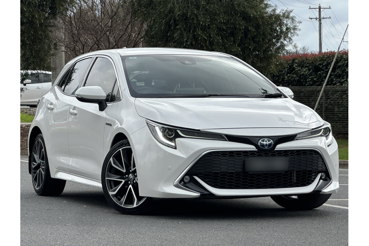 2019 Toyota Corolla ZR Hybrid ZWE211R