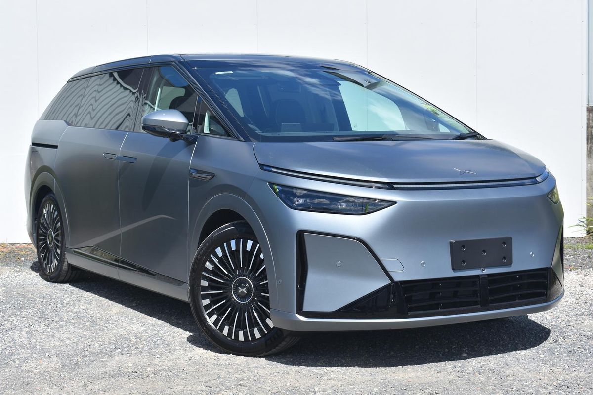 2026 XPENG X9 Standard Range