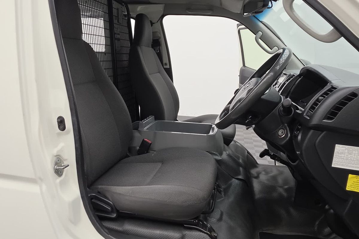 2014 Toyota Hiace KDH201R LWB