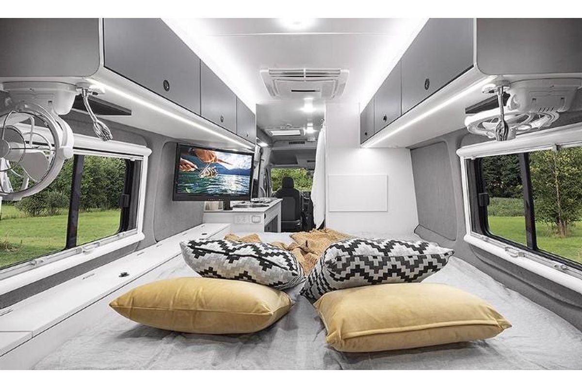 2025 Volkswagen Crafter Kampervan Style TDI410 SY1 GEN2 LWB High Roof