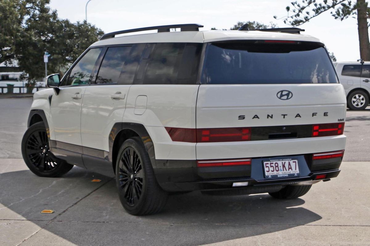2024 Hyundai Santa Fe Hybrid Calligraphy MX5.V1