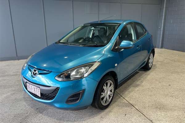 2011 Mazda 2 Neo DE10Y1