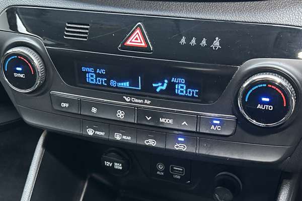 2017 Hyundai Tucson Active X TL thumb-16
