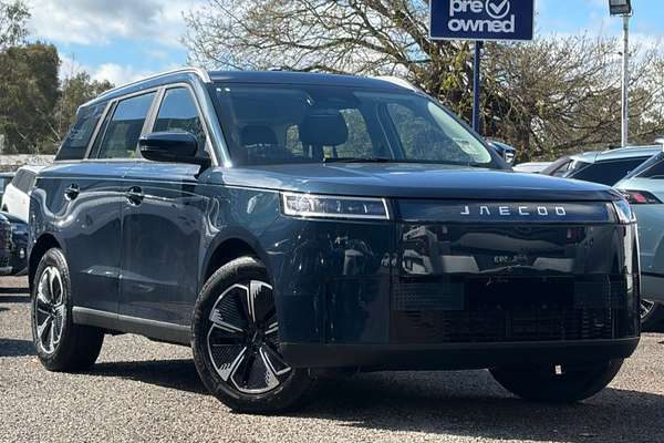 2025 OMODA JAECOO J5 EV Summit
