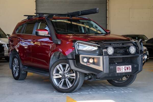 2023 Isuzu MU-X LS-T