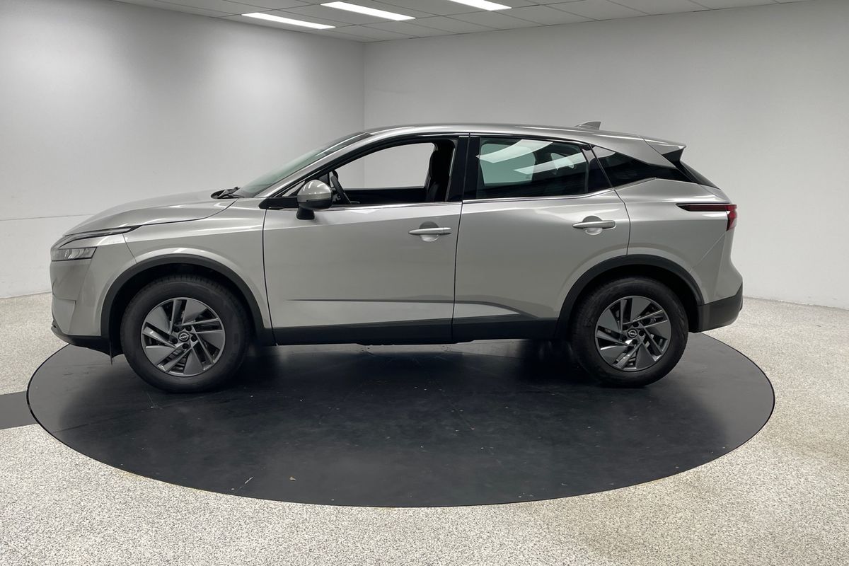 2023 Nissan QASHQAI ST J12