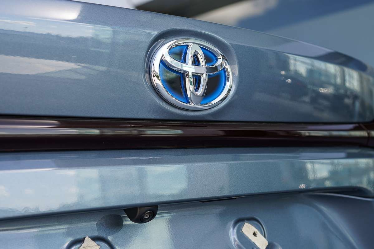 2025 Toyota Corolla SX Hybrid ZWE219R