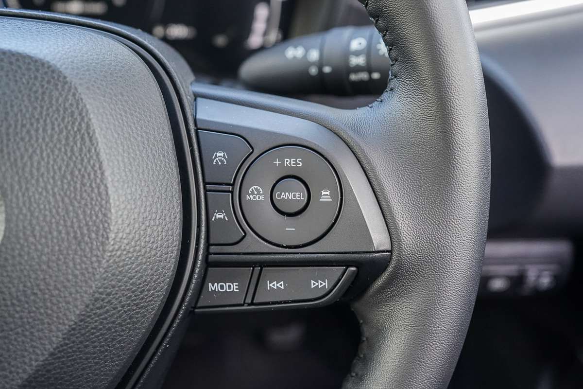 2025 Toyota Corolla SX Hybrid ZWE219R