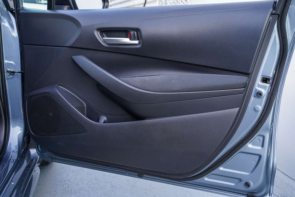 2025 Toyota Corolla SX Hybrid ZWE219R