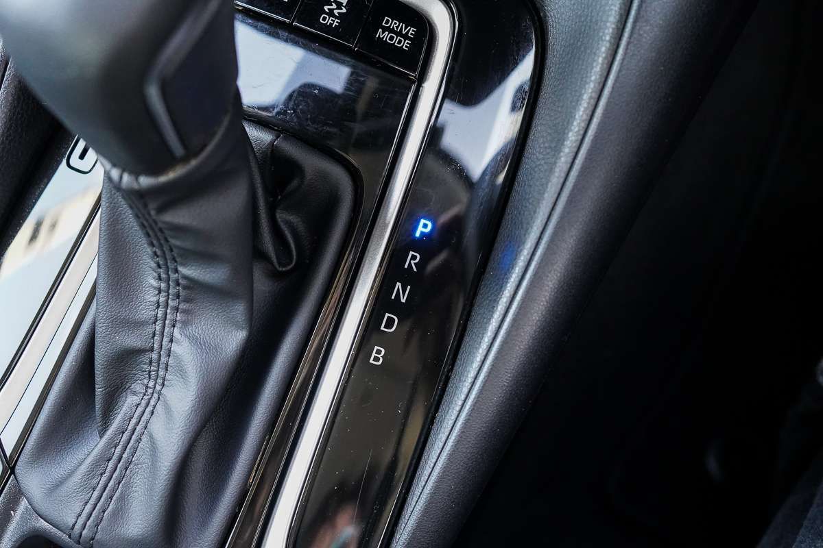 2025 Toyota Corolla SX Hybrid ZWE219R