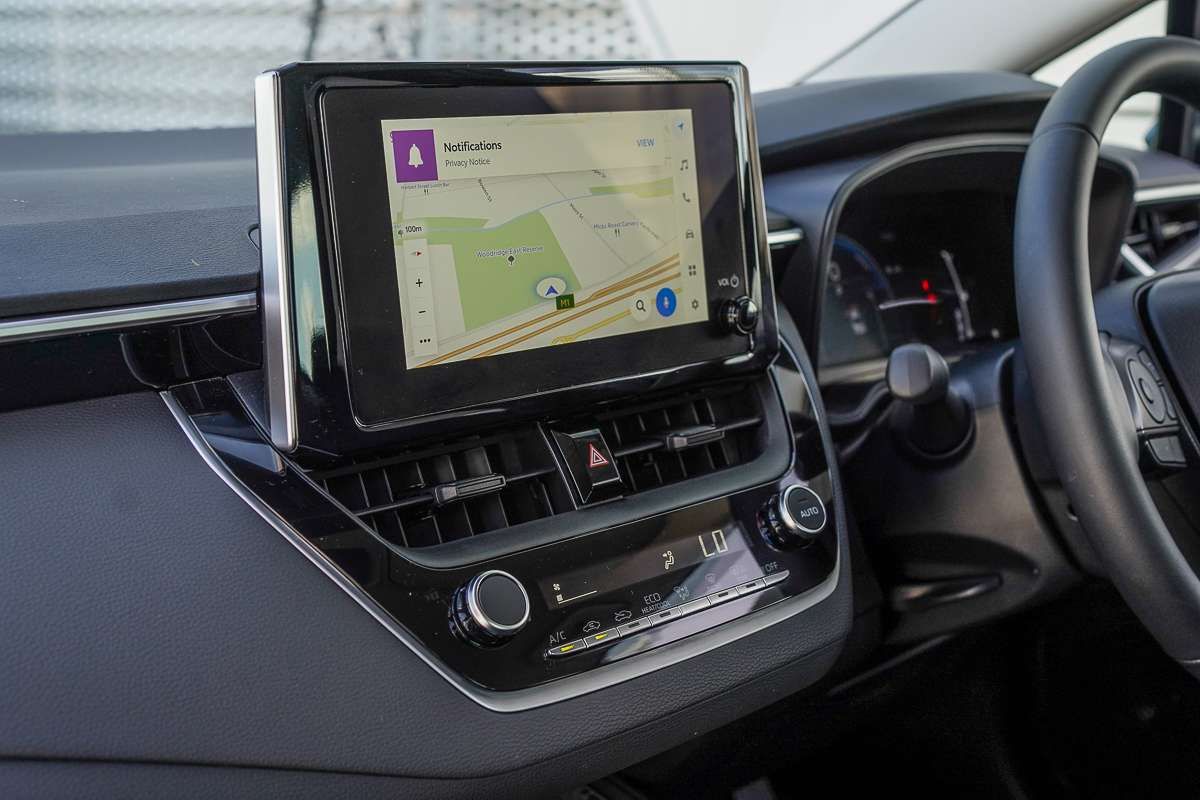 2025 Toyota Corolla SX Hybrid ZWE219R