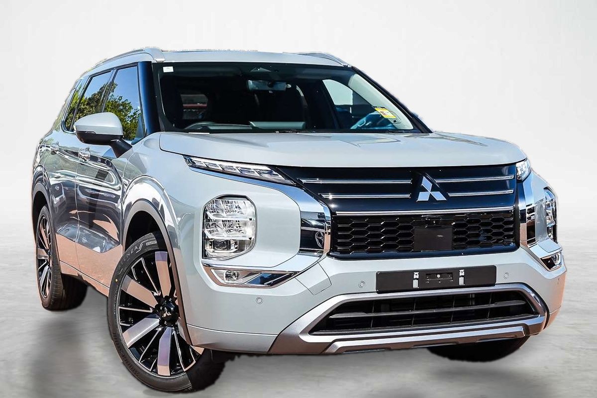 2026 Mitsubishi Outlander Exceed ZM