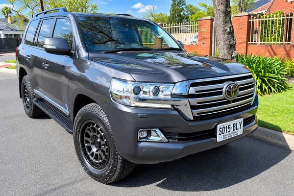2016 Toyota Landcruiser Sahara VDJ200R