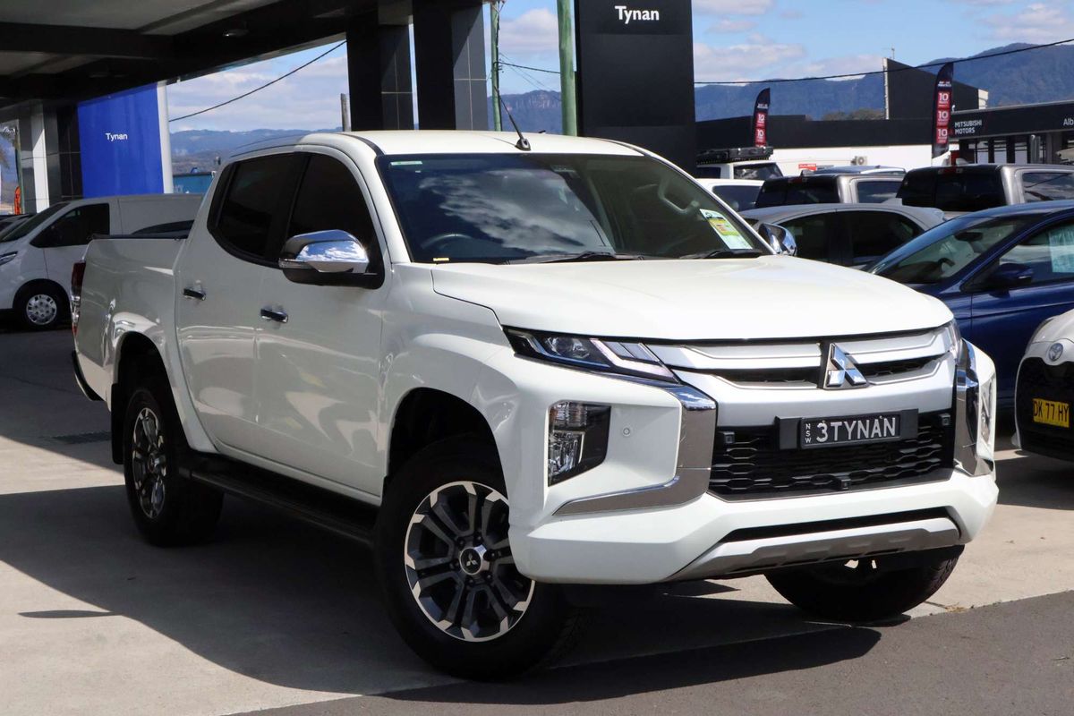 2023 Mitsubishi Triton GLS MR 4X4