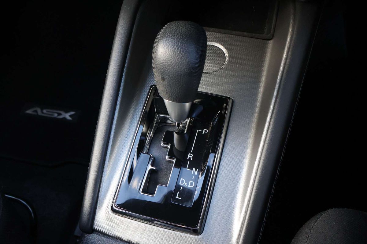 2020 Mitsubishi ASX ES XD