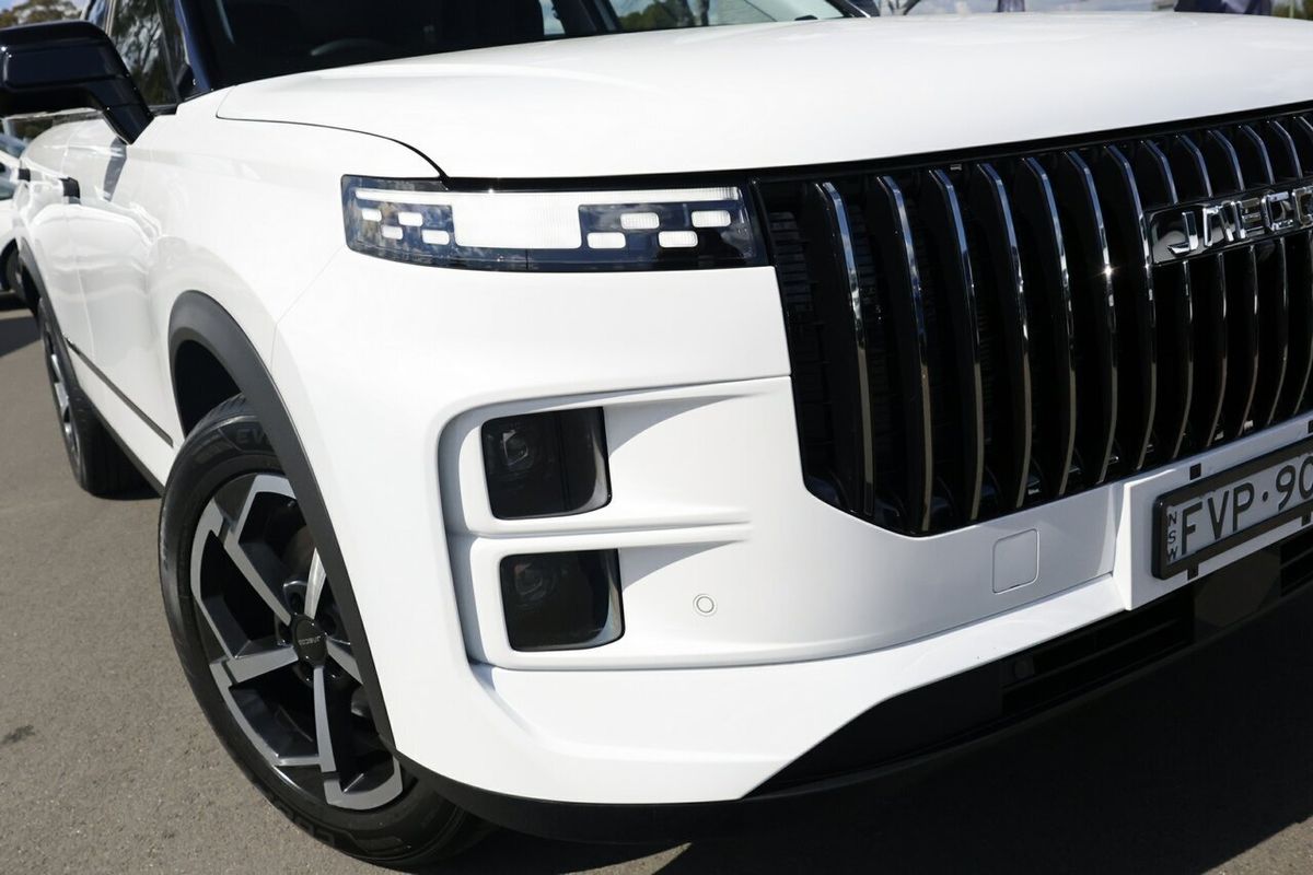 2025 OMODA JAECOO J7 Track