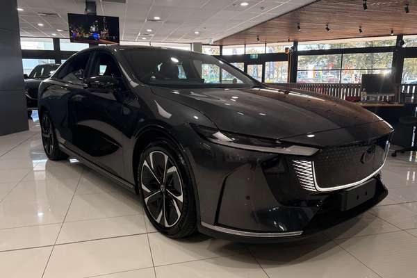 2026 Mazda 6e E35 GT
