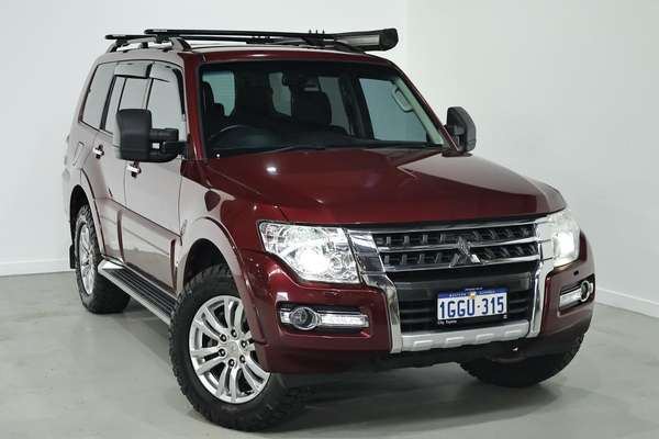 2017 Mitsubishi Pajero GLS NX