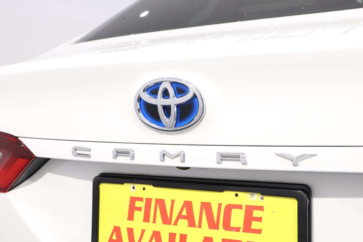 2023 Toyota Camry Ascent AXVH70R