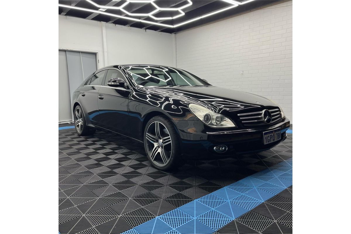 2005 Mercedes-Benz CLS-Class 500 219