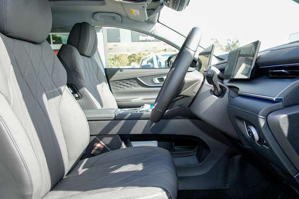 2026 Chery Tiggo 8 Super Hybrid Ultimate T31 thumb-9