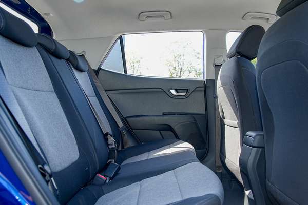 2026 Kia Stonic S YB PE2 thumb-8