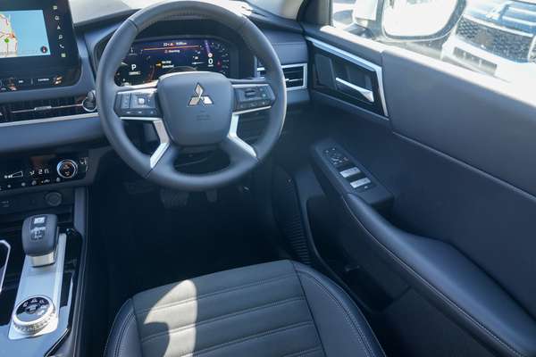 2026 Mitsubishi Outlander Aspire ZM thumb-16
