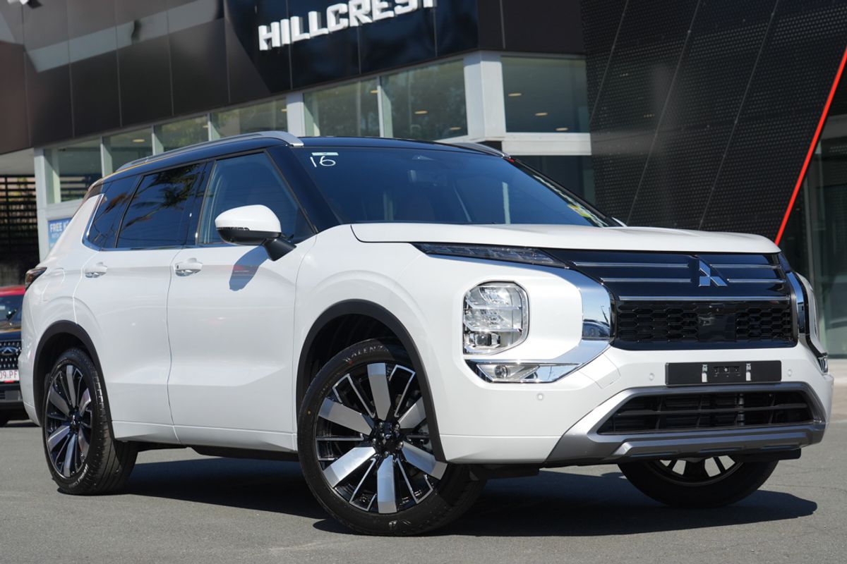2026 Mitsubishi Outlander Exceed Tourer ZM