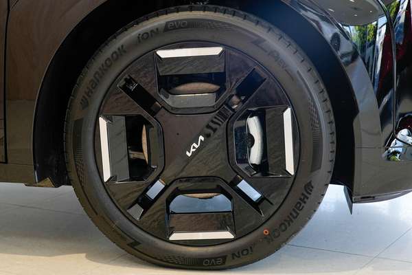 2026 Kia EV3 GT-Line Long Range SV thumb-3