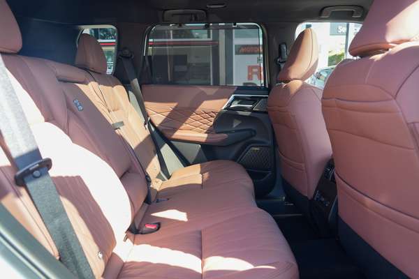 2026 Mitsubishi Outlander Exceed Tourer ZM thumb-8