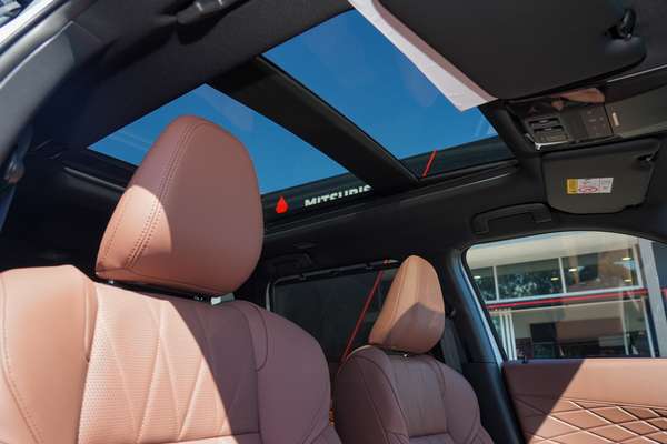 2026 Mitsubishi Outlander Exceed Tourer ZM thumb-11