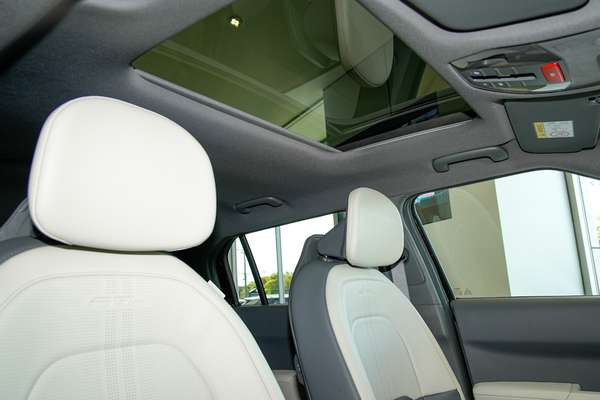 2026 Kia EV3 GT-Line Long Range SV thumb-15