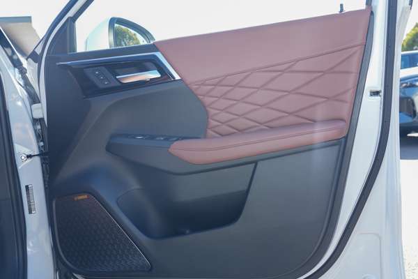 2026 Mitsubishi Outlander Exceed Tourer ZM thumb-15
