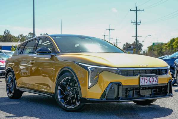 2025 Kia K4 GT-Line CL4m